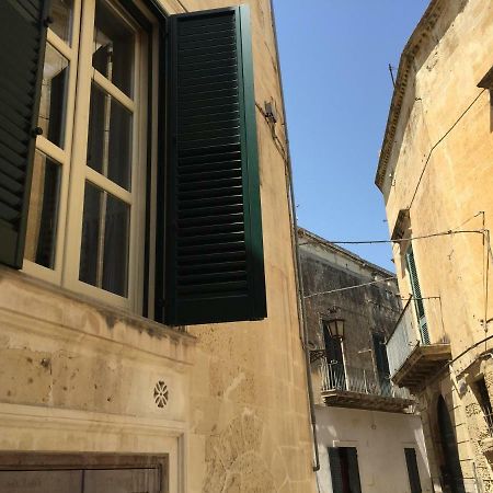 La Piccola Dimora Dell' Alcantarine Apartment Lecce Exterior photo